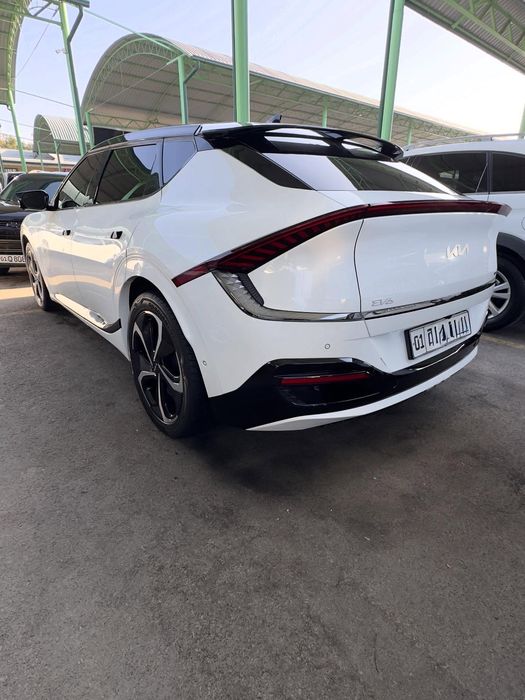 Kia EV6 gt line сотилади