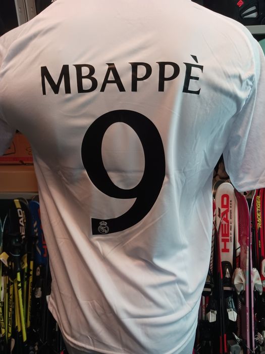 НОВО!!!Детски футболен екип на МБАПЕ РЕАЛ МАДРИД  MBAPPE