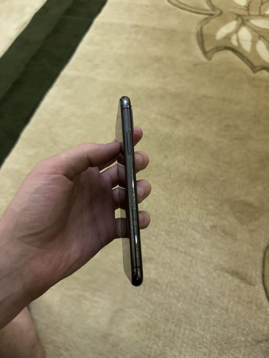 iPhone xs 64 GB idyol