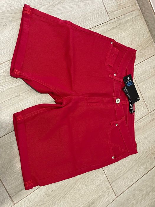 Blugi Pantaloni scuti 3 sferturi Zara