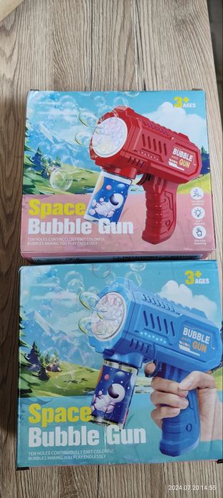 Vând pistol baloane de săpun