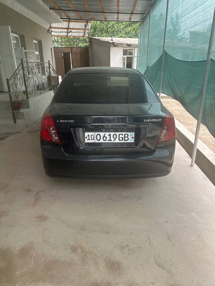 Lacetti 1.8 2010 yil sotiladi jentra qilingan
