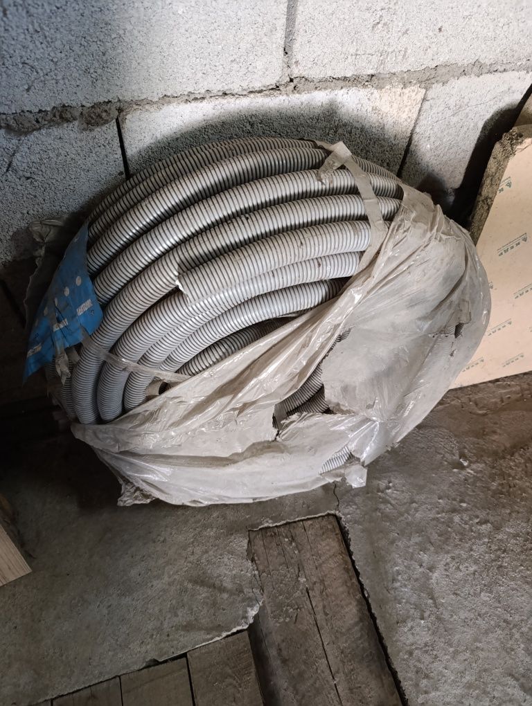 Продам гофрированную трубу