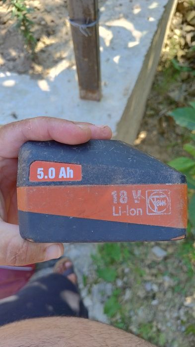 Vând set baterii fein plus acumulator