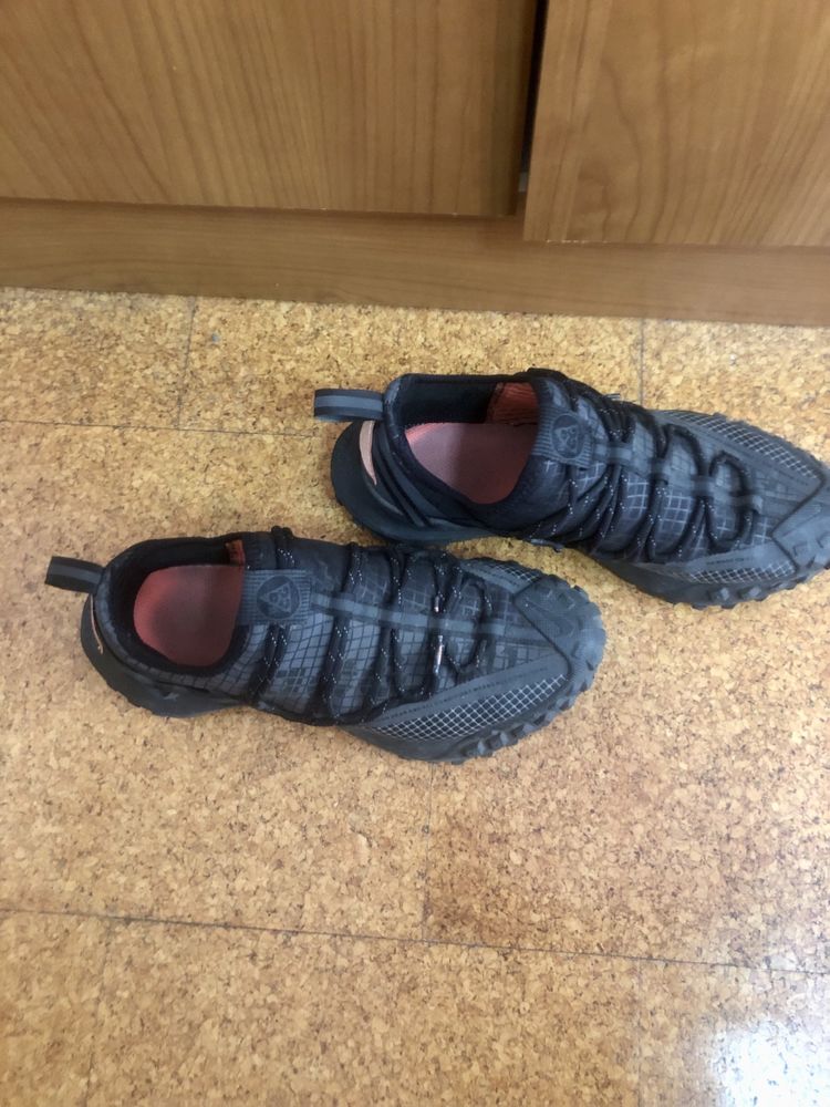 Маротнки nike ACG Mountain Flay Low