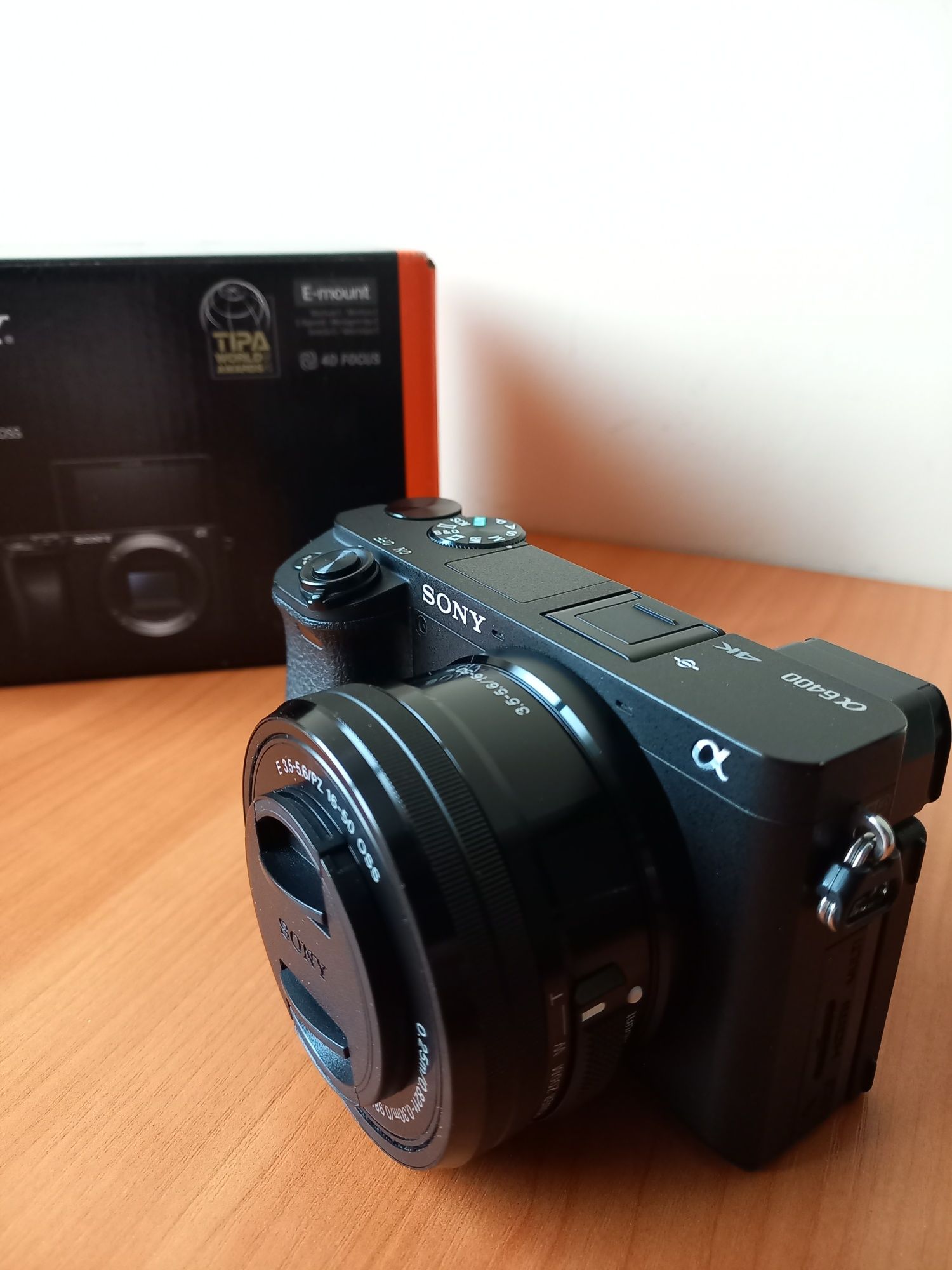 Продаётся камера Sony Alpha 6400 kit 16-50mm + SanDisk 64GB