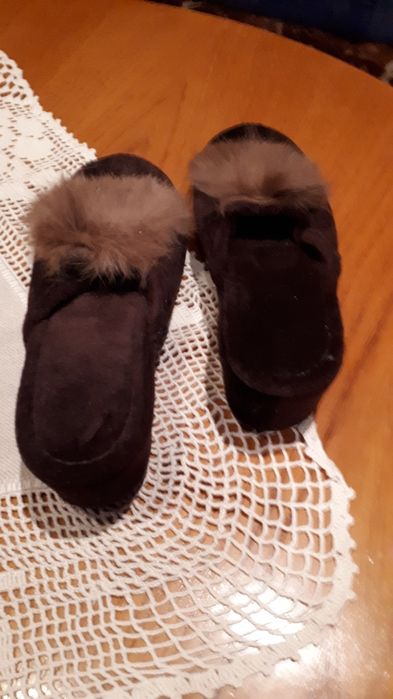 Плюшени  с пухче пантофки-нови