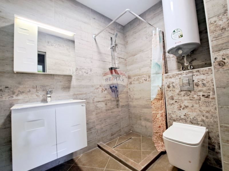 Дава се под наем Двустаен апартамент в Варна, Левски - 60 кв.м за 408 € - Снимка #9