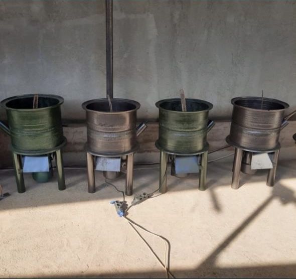 Доставка есть по всему Казахстан для сено зерно все дробит 220в