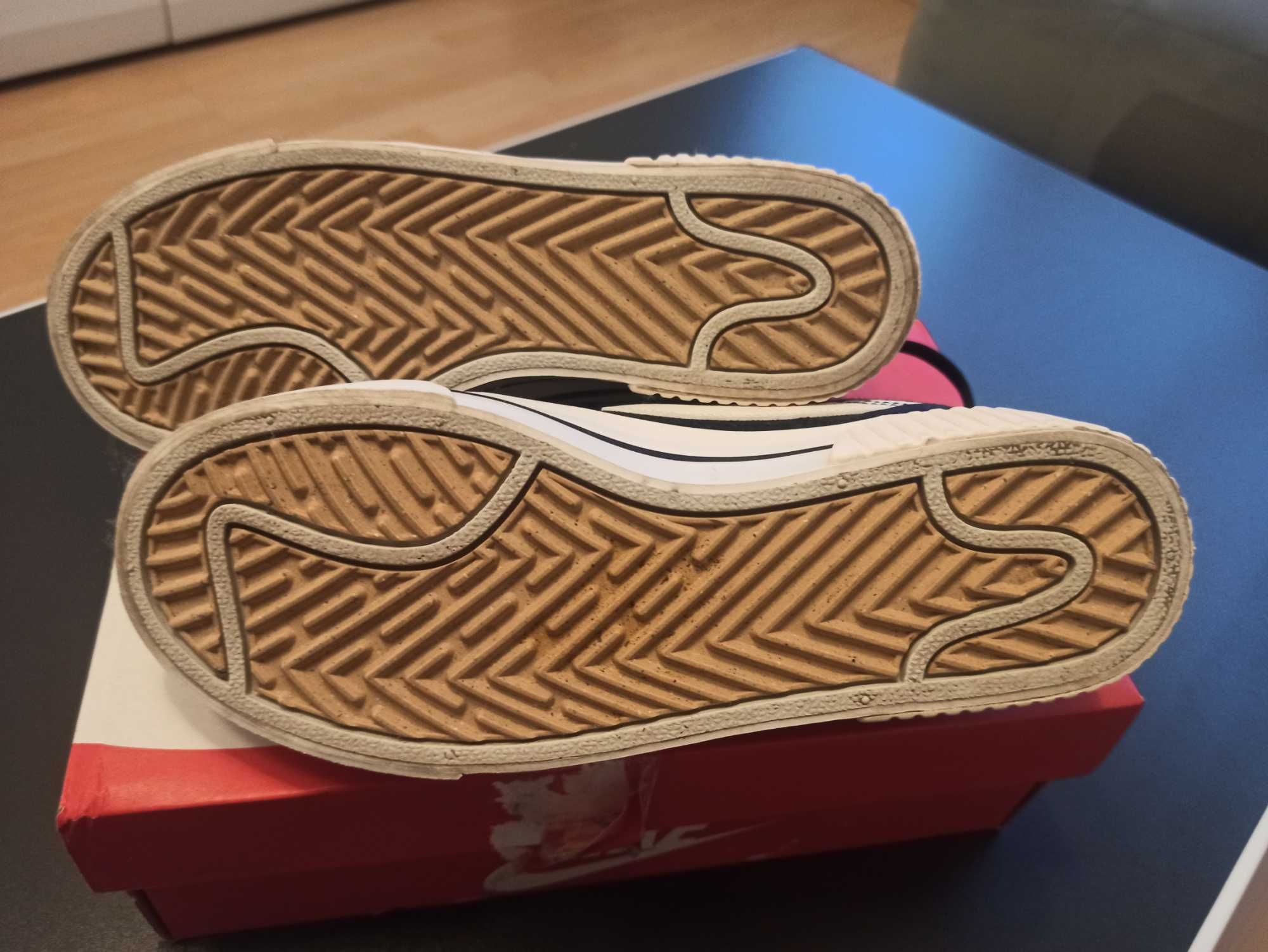 Nike Court Legacy Lift WOMAN