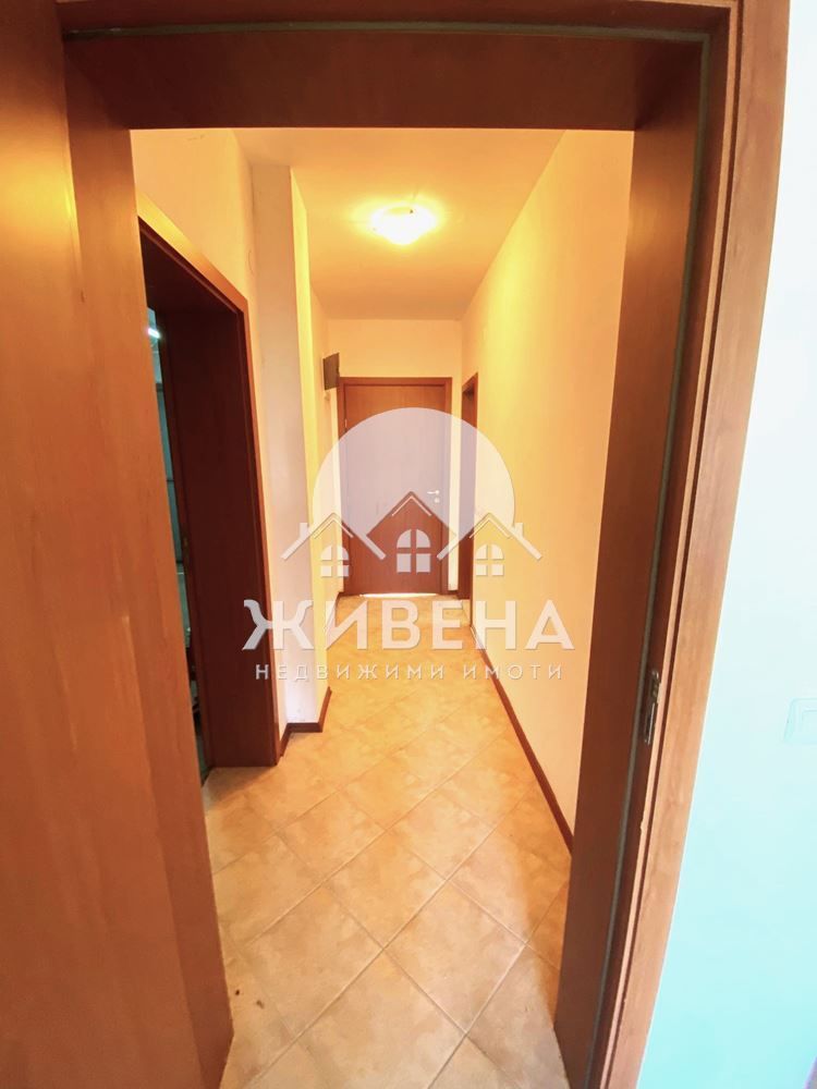 Продавам 3-стаен мезонет с ГАРАЖ в с.Божурец, площ 189 кв.м