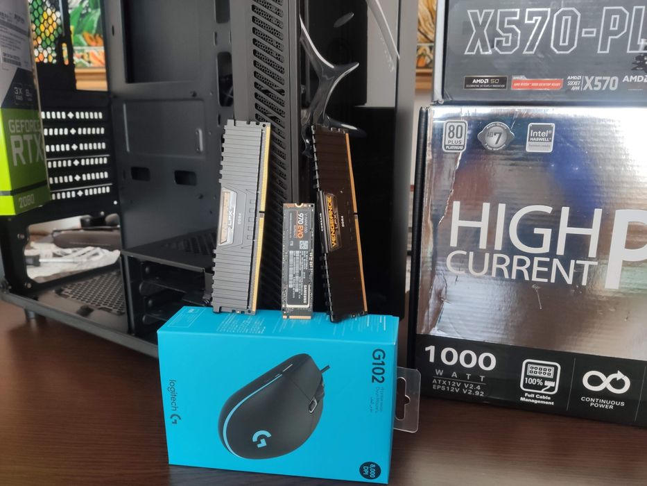 Vand PC Unitate Gaming