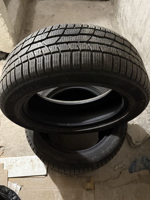 Зимни гуми Continental 225/50 R17 – 3 броя