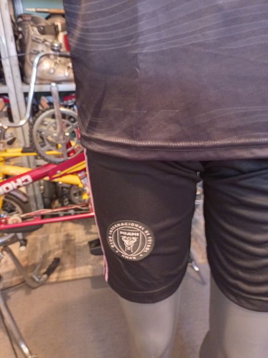 Детски футболни екипи на Месси ,MESSIвсички размери.Изпращам с Еконт и