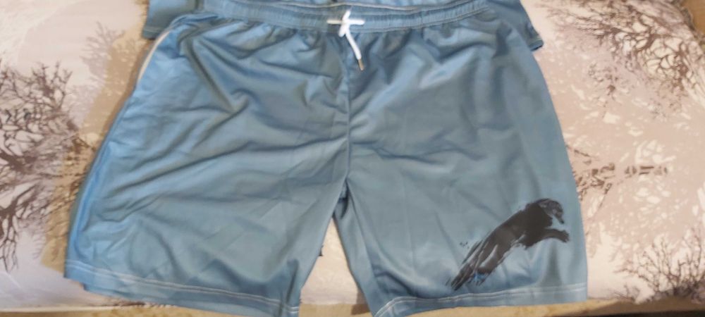 Продавам мъжки летен комплект две части XXXL номер 58