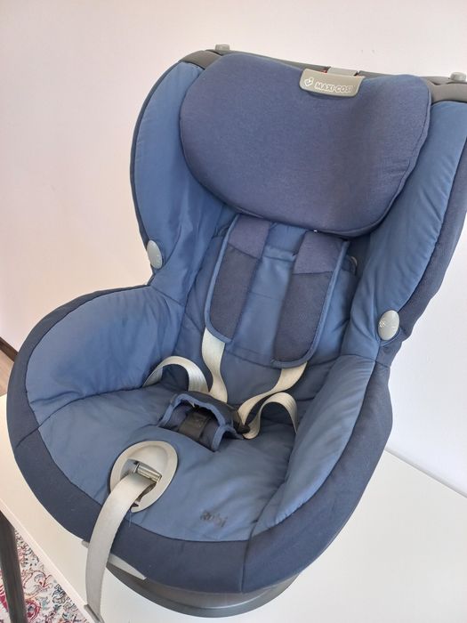 Детское кресло Maxi cosi