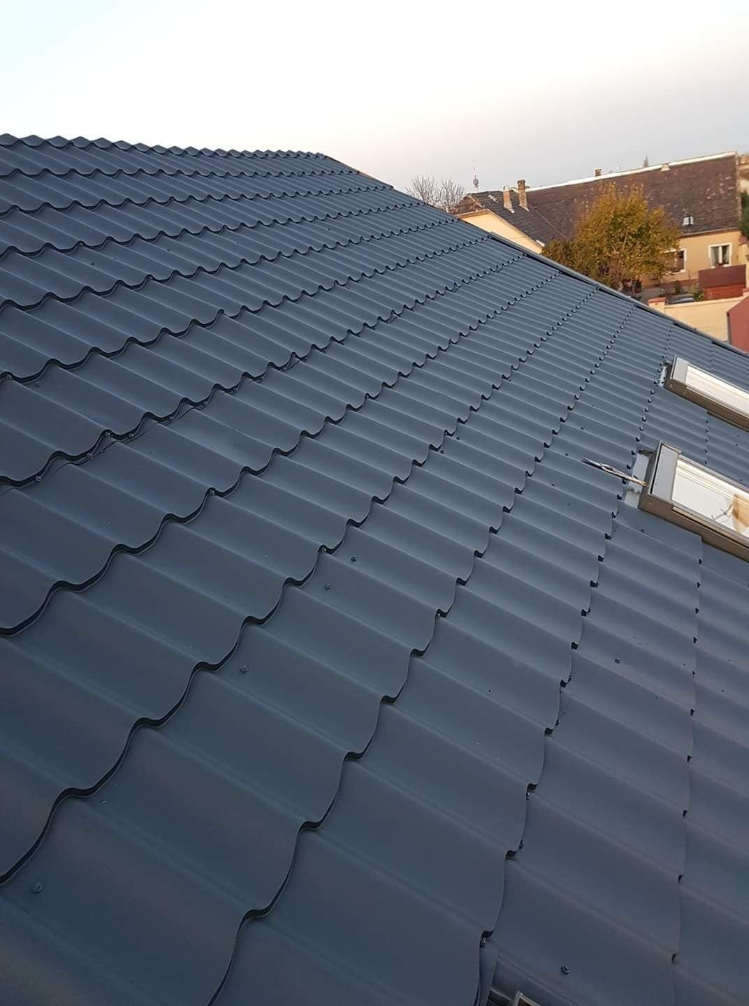 EXECUTĂM ACOPERIȘURI ORICE TIP

Montaj tiglă metalică

Reparatii acope