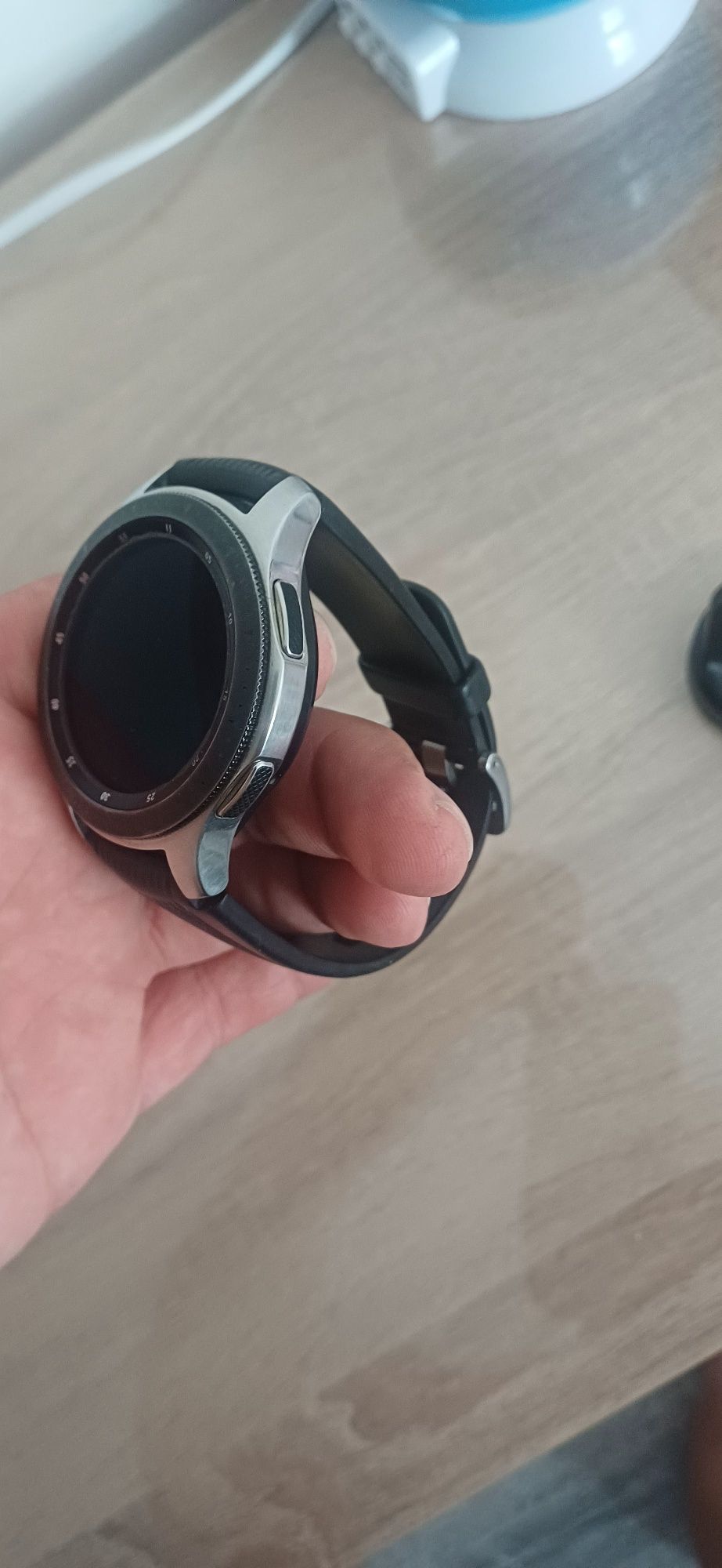 Смарт часовник Samsung
