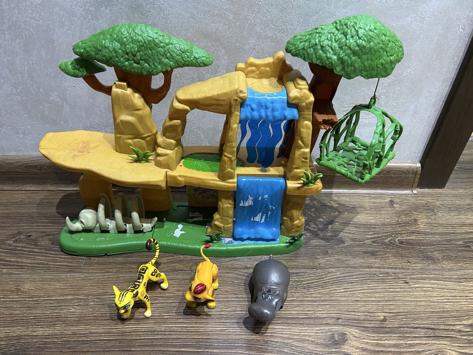 Игрален сет Лъвската скала на Цар лъв lion king