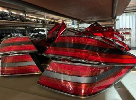 Фары оригинал на Hyundai Palisade Carnival Santa Fe Grandeur Кia