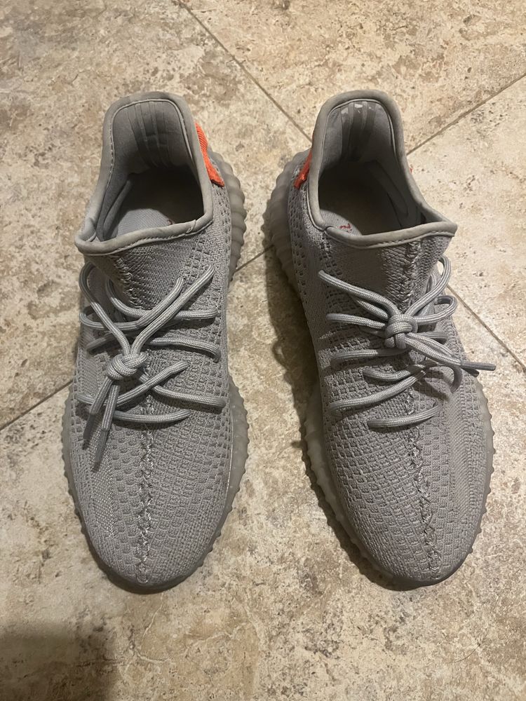 Adidas Yeezy Boost 350 V2 Tail Light