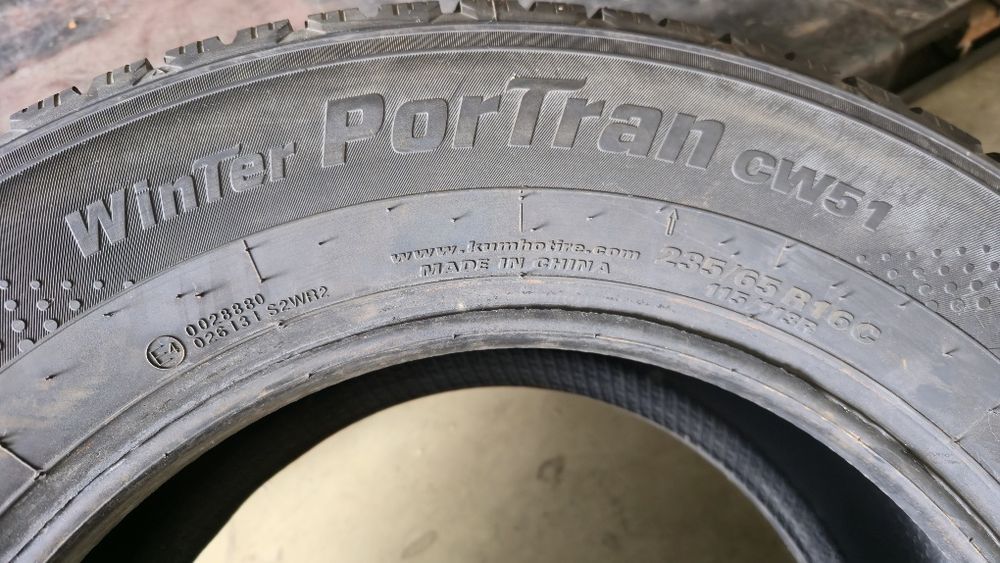 1 anvelopa iarnă Khumo 235/65/16 C