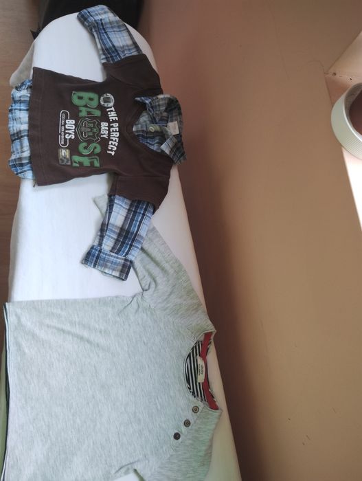 Подарявам детски дрехи