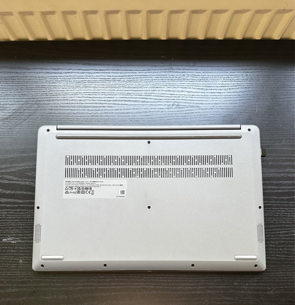 Vand laptop Lenovo IdeaPad 1