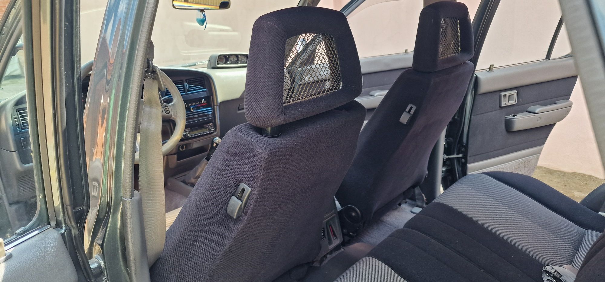 Vand Toyota Runner , an fabricatie 1994