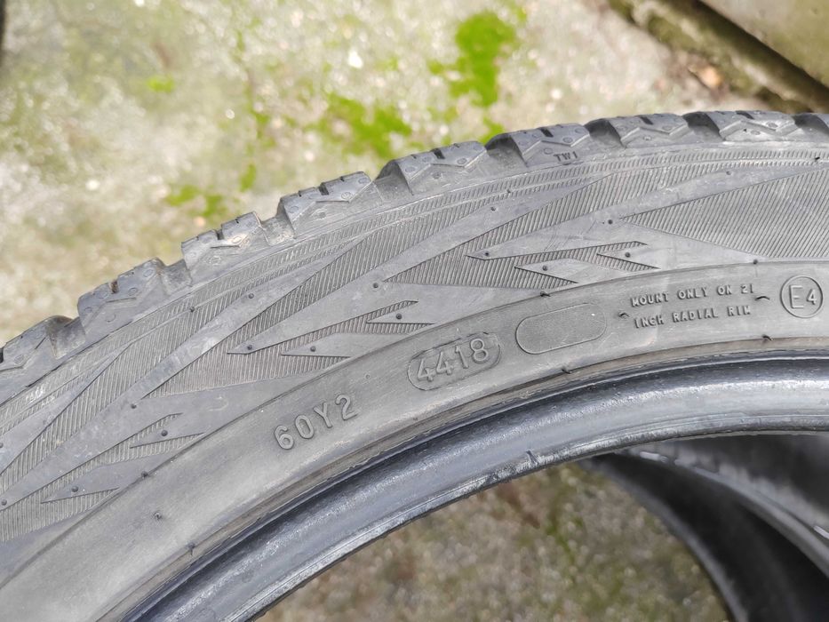 285/40/21 2бр.Nokian Зимни гуми