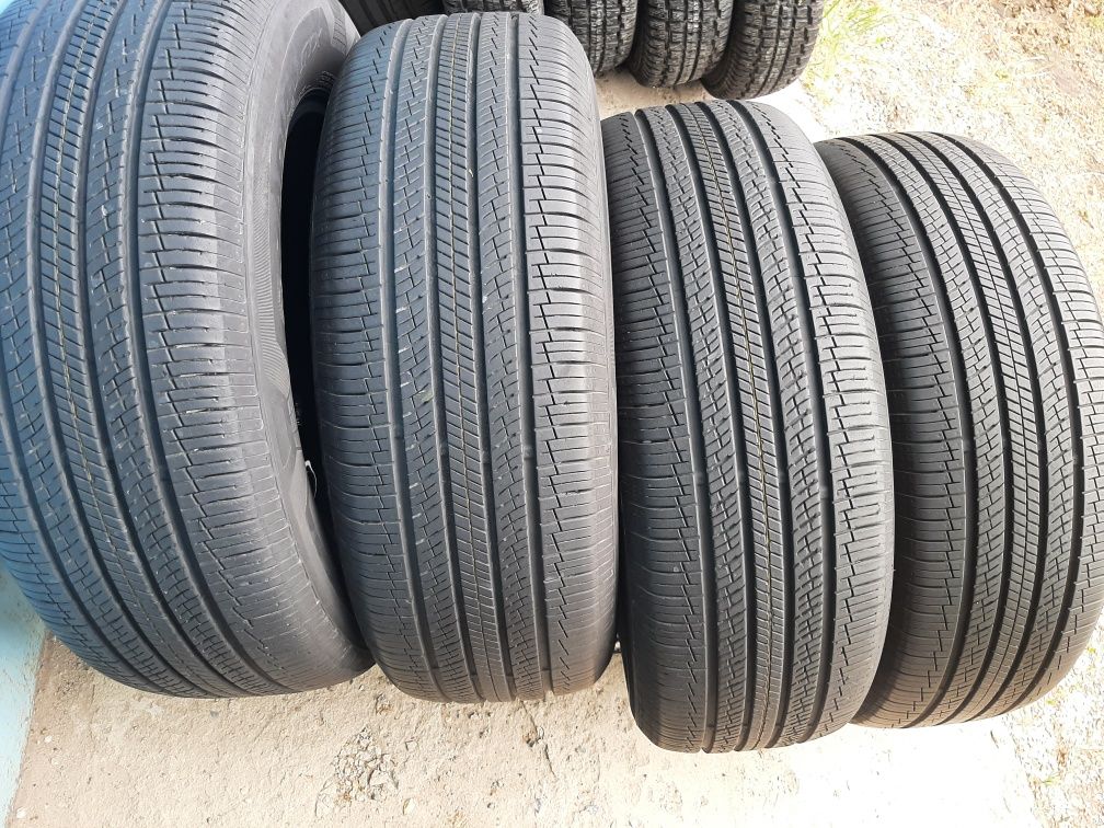 Продам шины 235/65/17 нексен