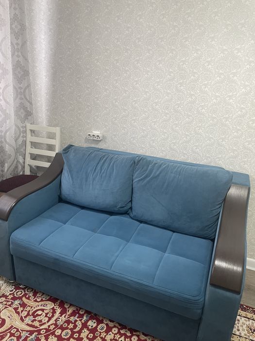 Продам диван миниатюрный