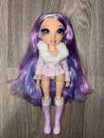 Papusa rainbow high winter break violet willow
