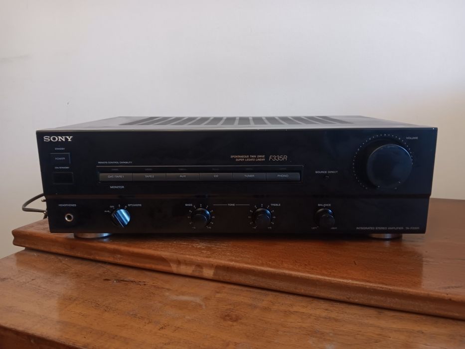 SONY Усилвател Spontaneous Twin Drive F335R