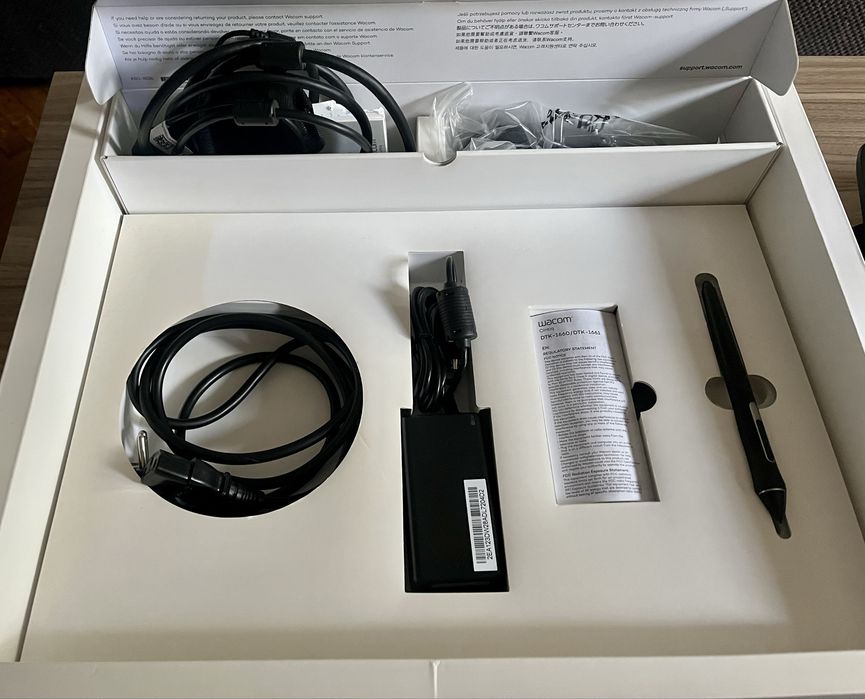 Tableta grafica Wacom Cintiq 16