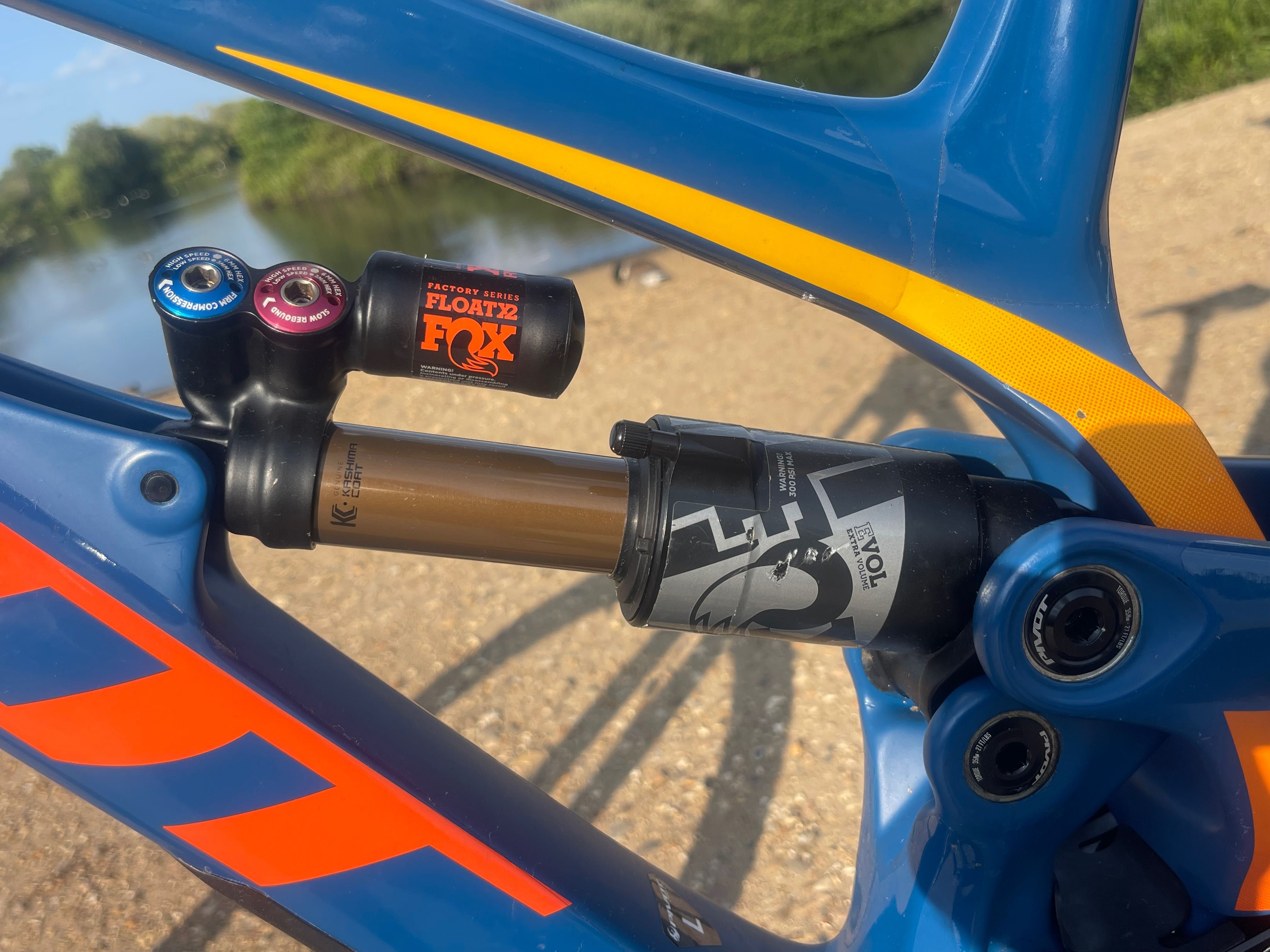 Pivot Phoenix Dh 29” не trek Specialized scott yt