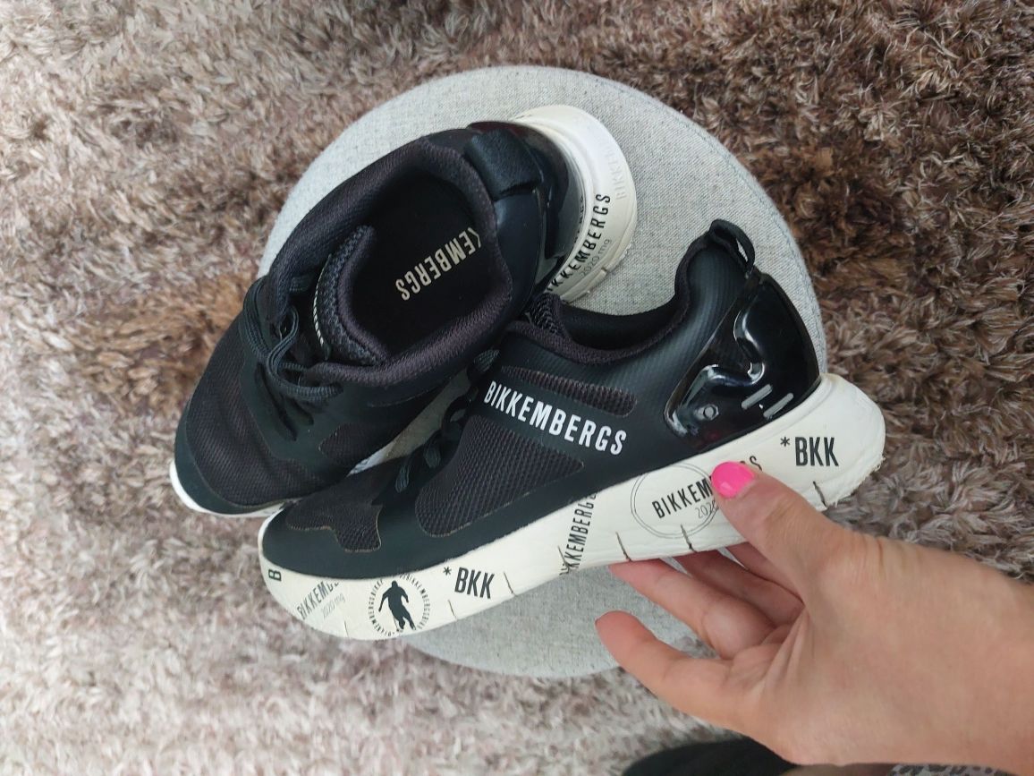 Маратонки bikkembergs 37 номер