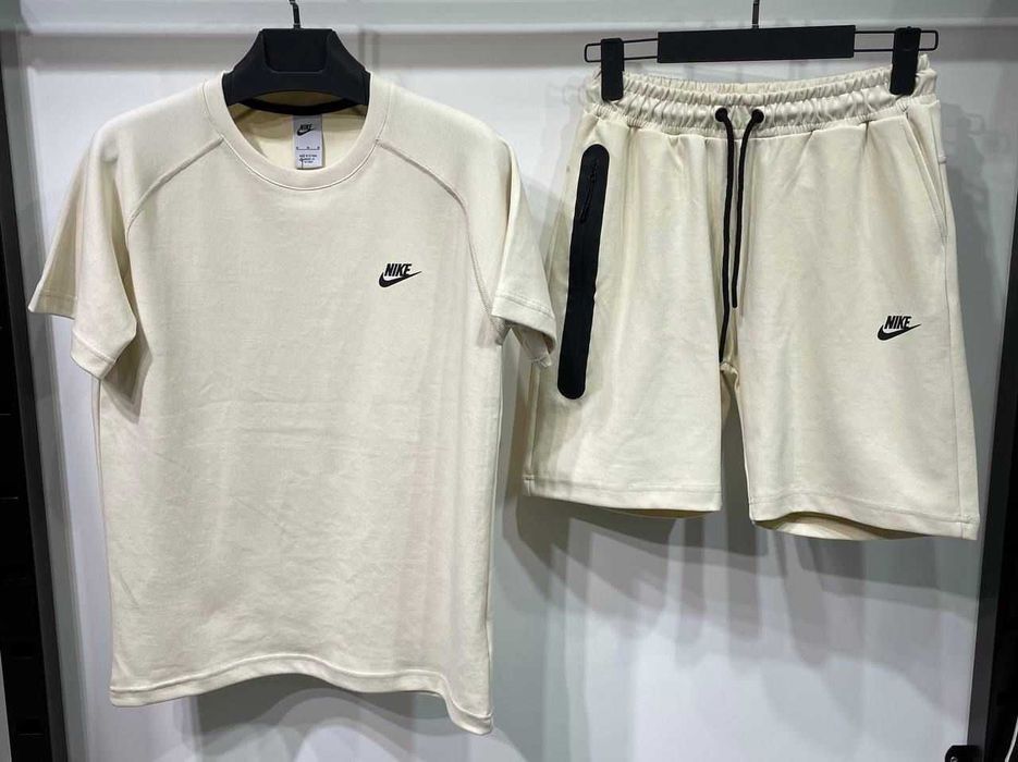Compleu Nike TECH vara