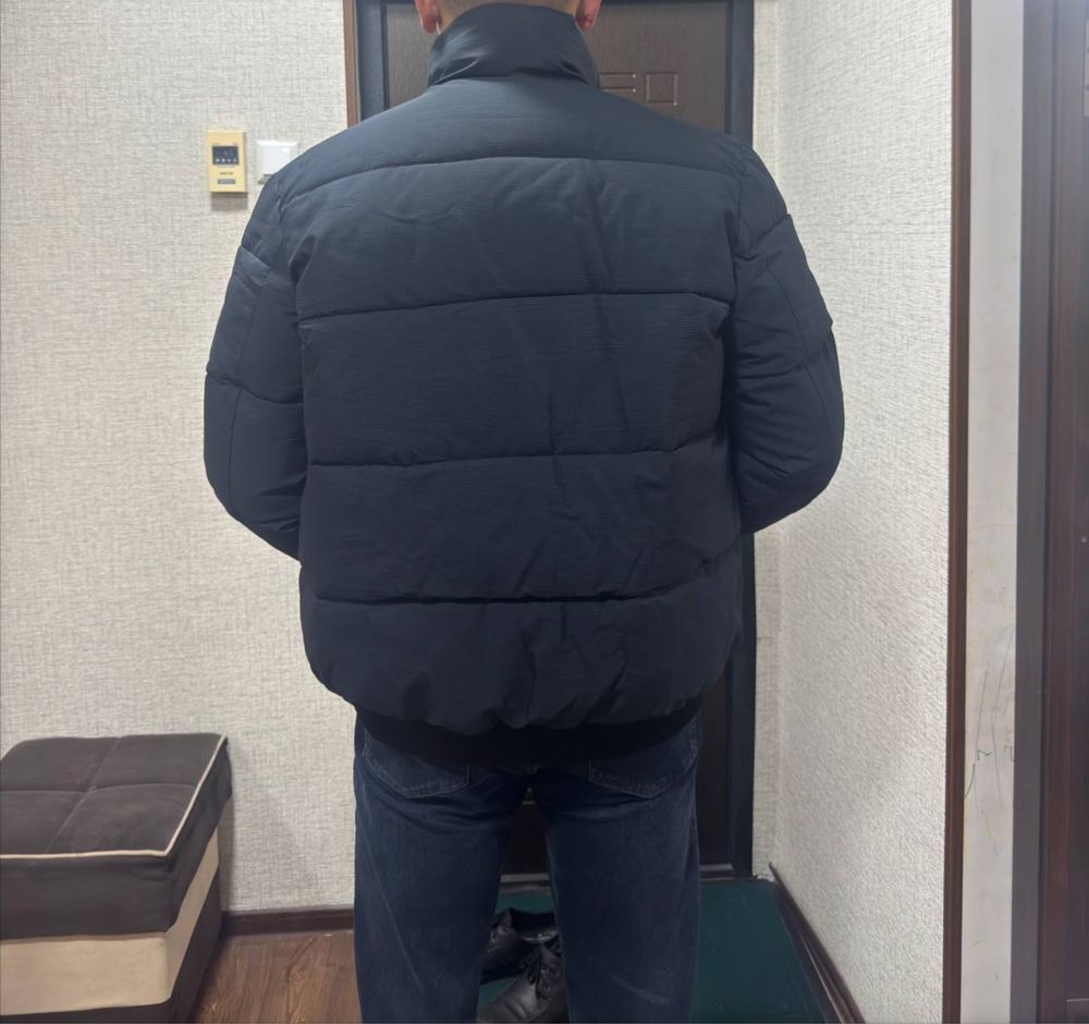 Куртка новая. Заказывали с валдбериз. Не подошел размер.
