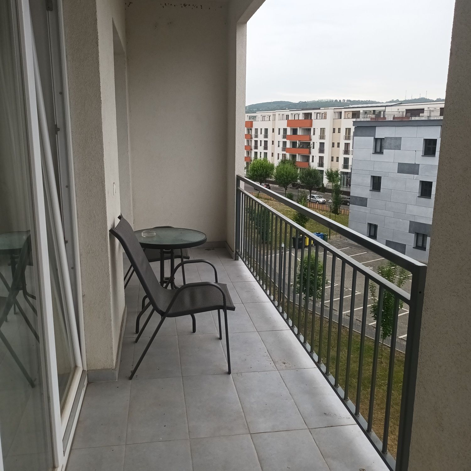Apartament de închiriat