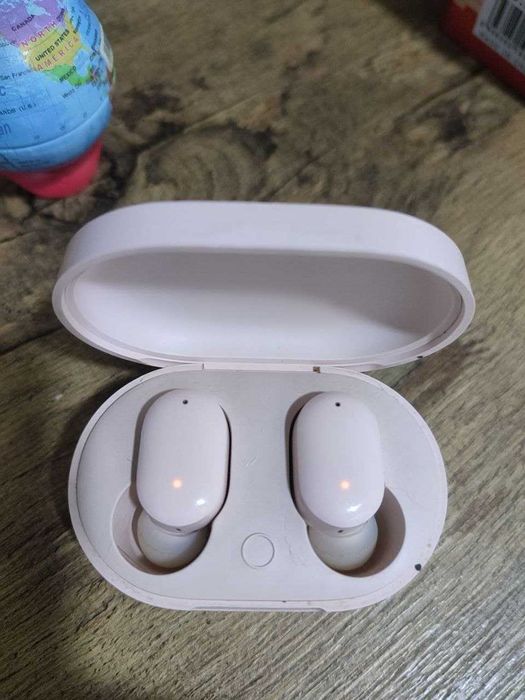 Безпроводные наушники Redmi. Оригинал.