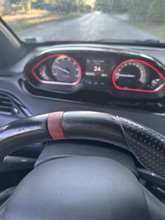 Спортен мултифункционален волан за GT Peugeot 208