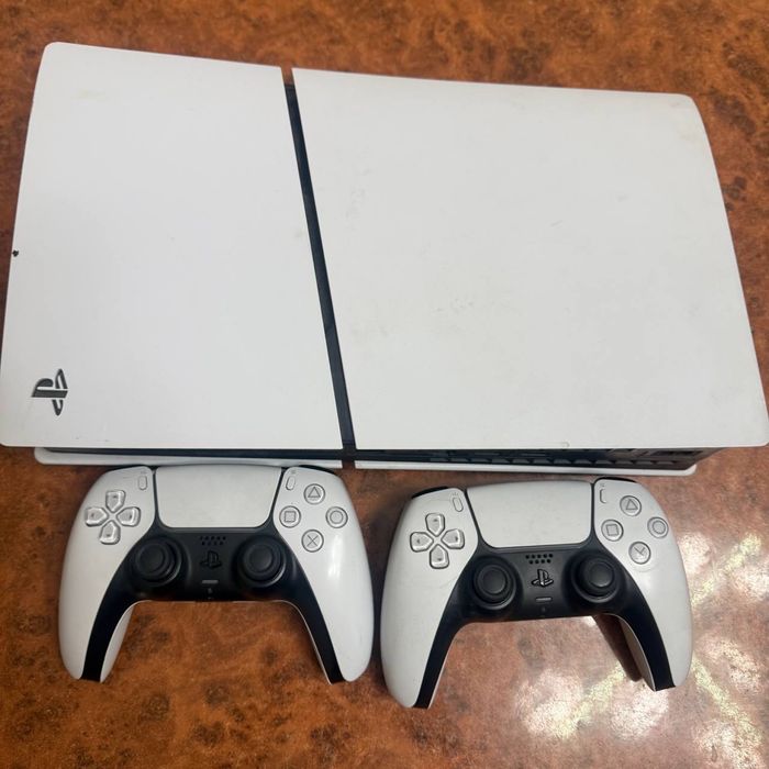 PlayStation 5 — A’lo holatda