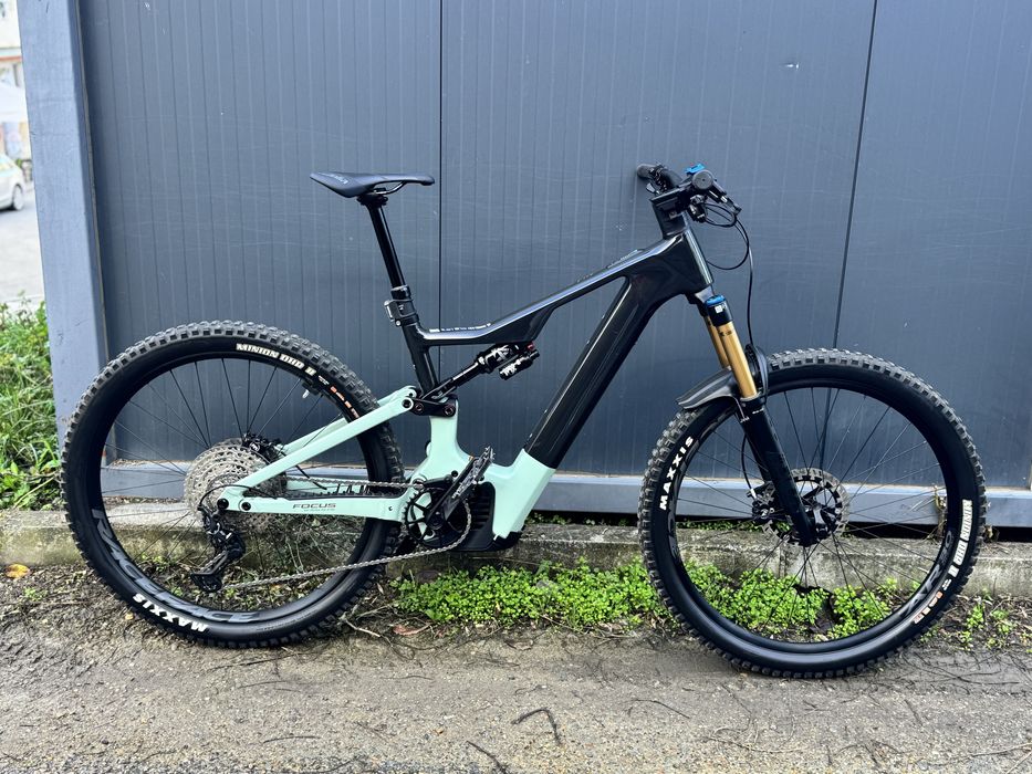 Електрически велосипед Focus JAM2 8.8 carbon