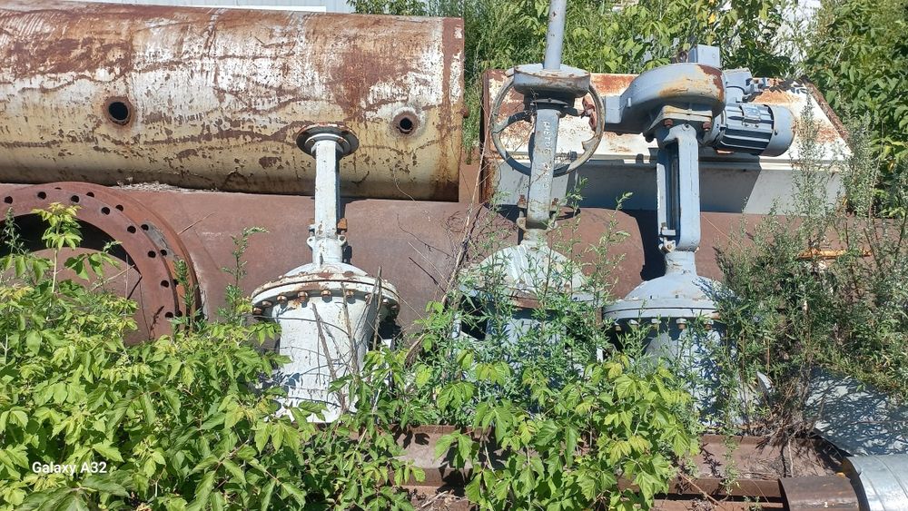 Задвижки ДУ 300. Ду 350. Ду315. Сэлектро приводом. Новые. Ветилятор но