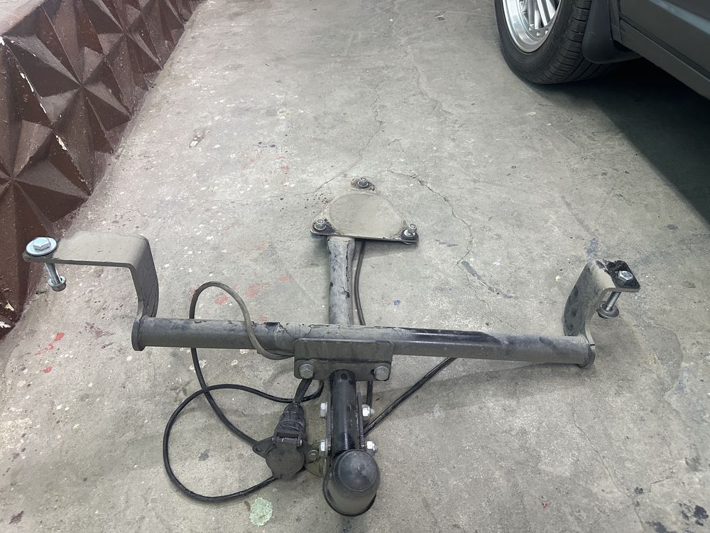 Продам фаркоп на ладу приору 2170 и тд