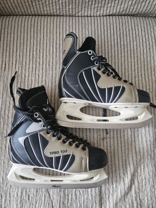 Коньки спортивные мужские