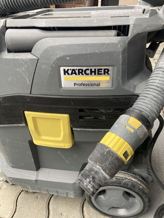 Aspirator profesional cu autoscuturare Karcher ( festool, bosch )
