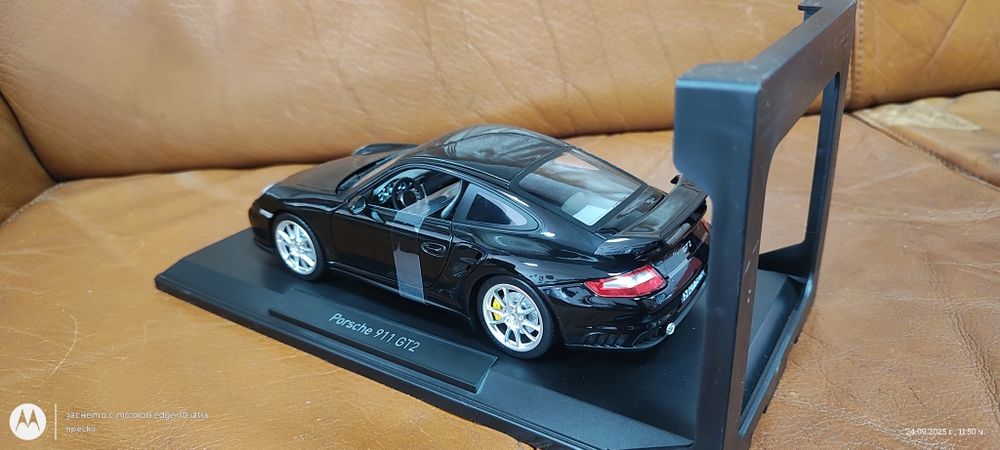 Колекционерски колички Porsche 1:18