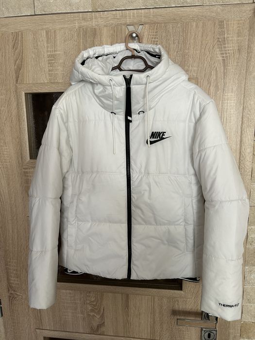 Nike Яке Sportswear Therma-FIT Repel Classic Series